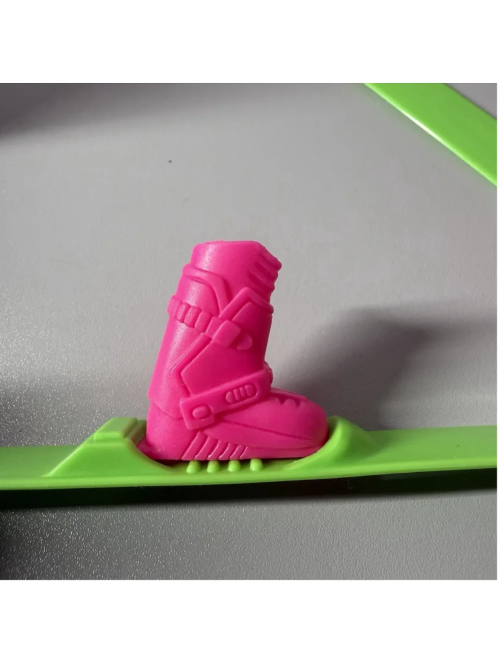 VINTAGE 1990s Barbie Lime Green Skis with Pink Boots